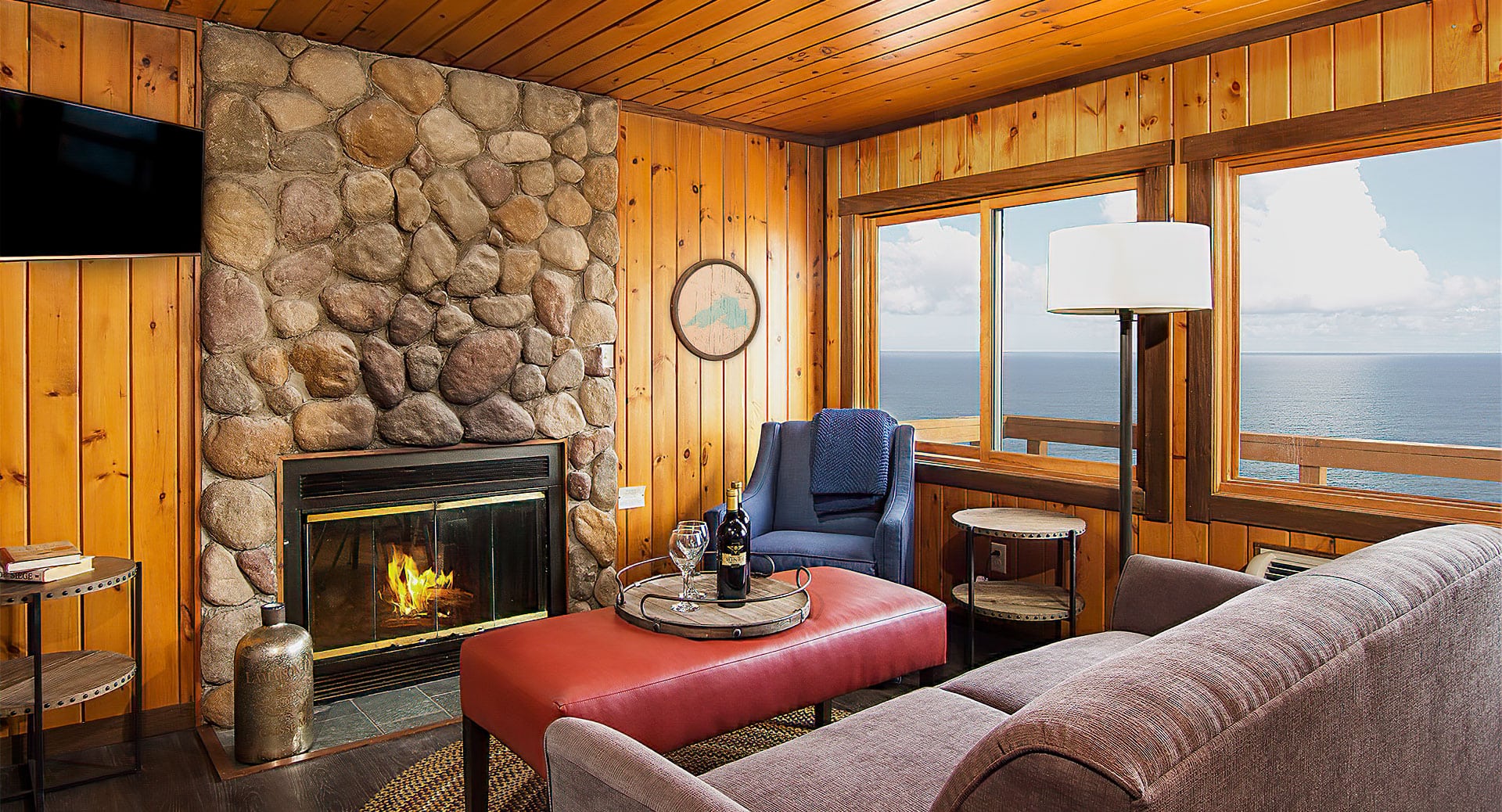 Lakeside Cabins | Lake Superior Minnesota Cabin Rentals · Odyssey Resorts